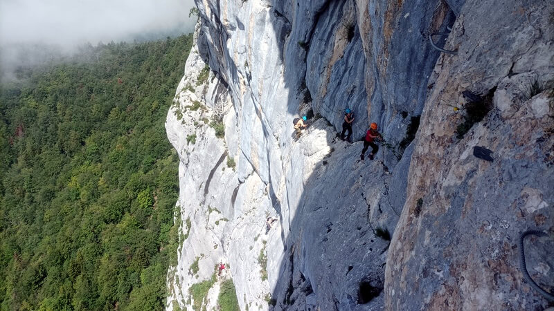 Via ferrata - Roche Veyrand (intégrale)